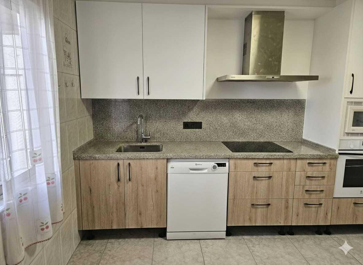 encimera de granito piedra salgada con frente mueble color madera